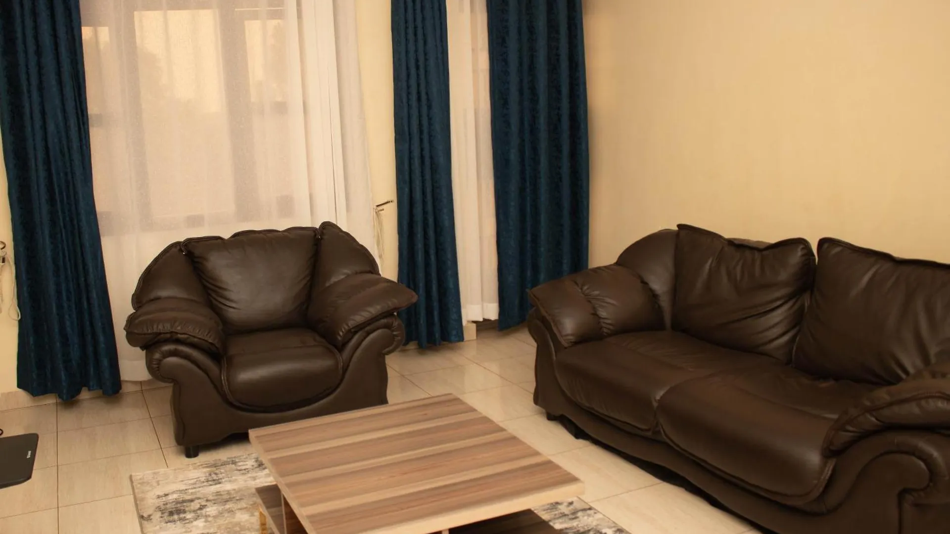 Daire Hamilton Residences Kyanja Kampala