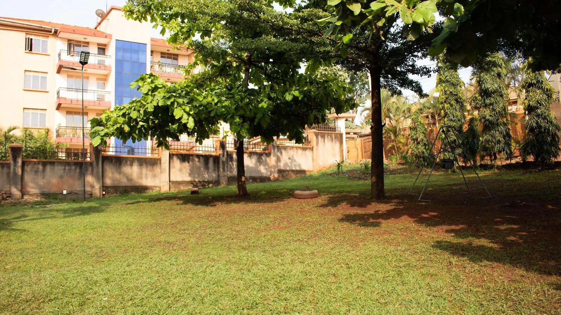 Hamilton Residences Kyanja Kampala Daire